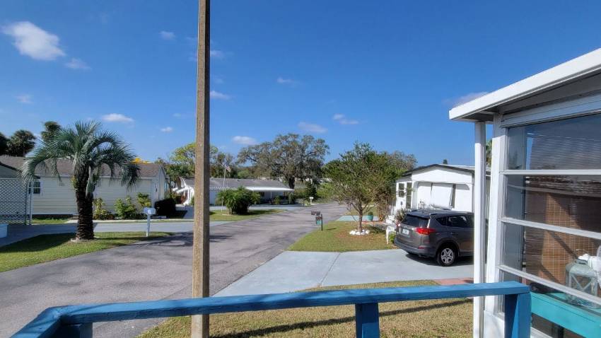 88 Emerald Drive a Dundee, FL Mobile or Manufactured Home for Sale